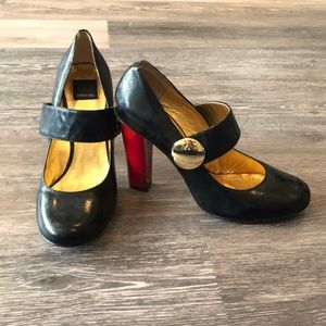 Vintage 90s Mod 60s inspired Dolce Vita Mary Janes